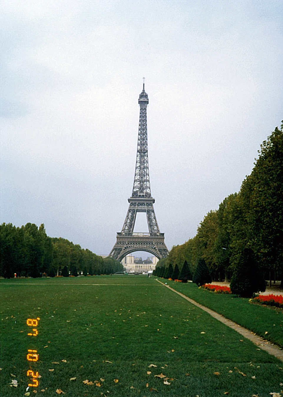エッフェル塔　La tour Eiffel