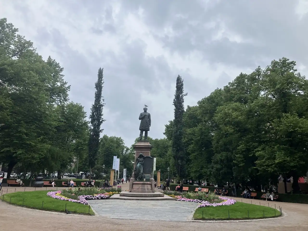 ルーンベルクの像 Johan Ludvig Runeberg