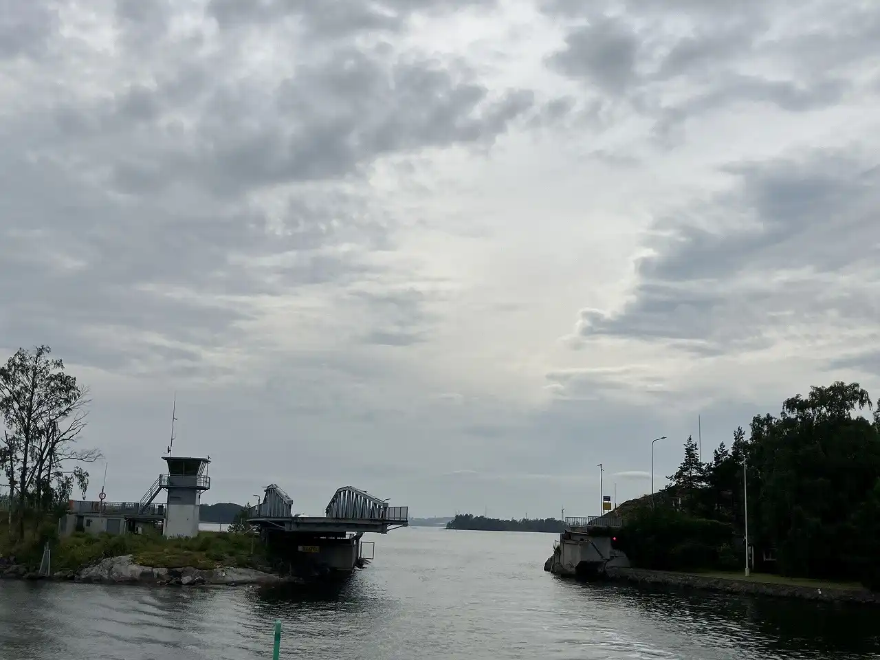 ヘボサルミ旋回橋 Hevossalmen kääntösilta
