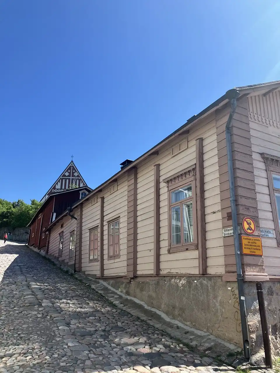 ポルヴォー Porvo