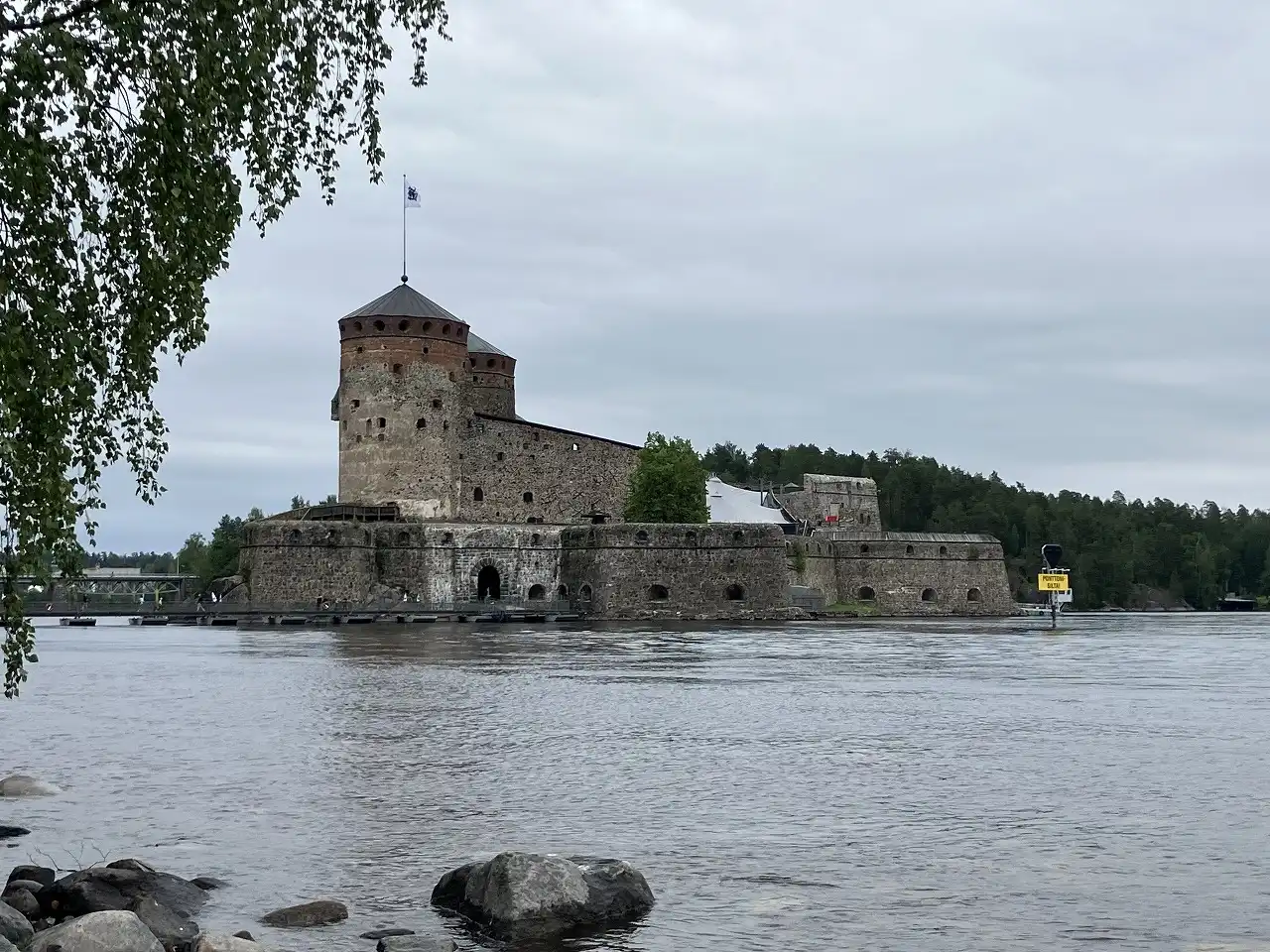 オラヴィ城 Olavinlinna