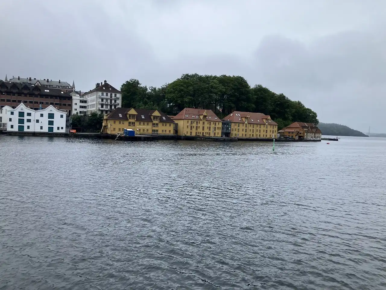 モストラウメンフィヨルド Mostraumenfjord