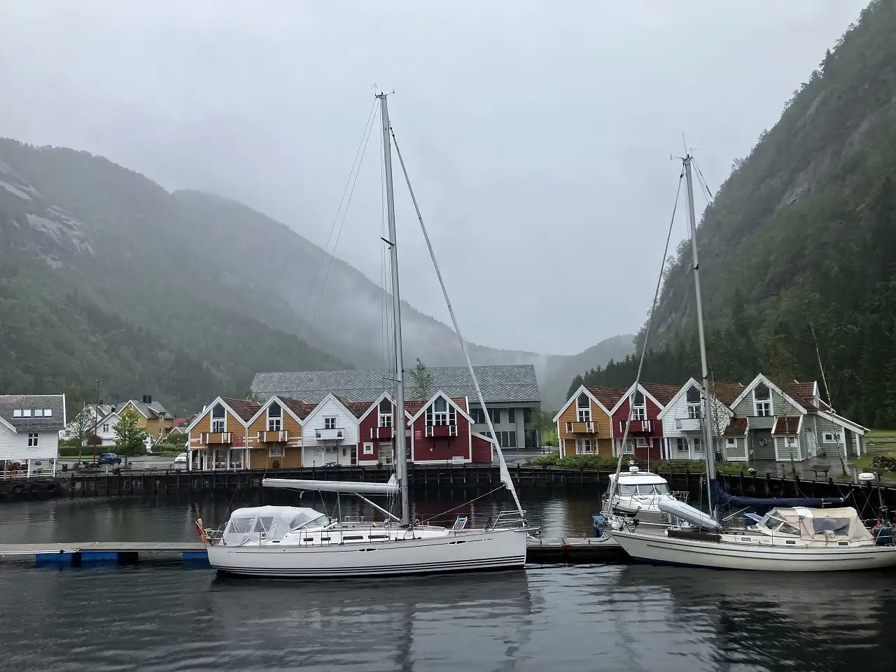 モストラウメンフィヨルド Mostraumenfjord