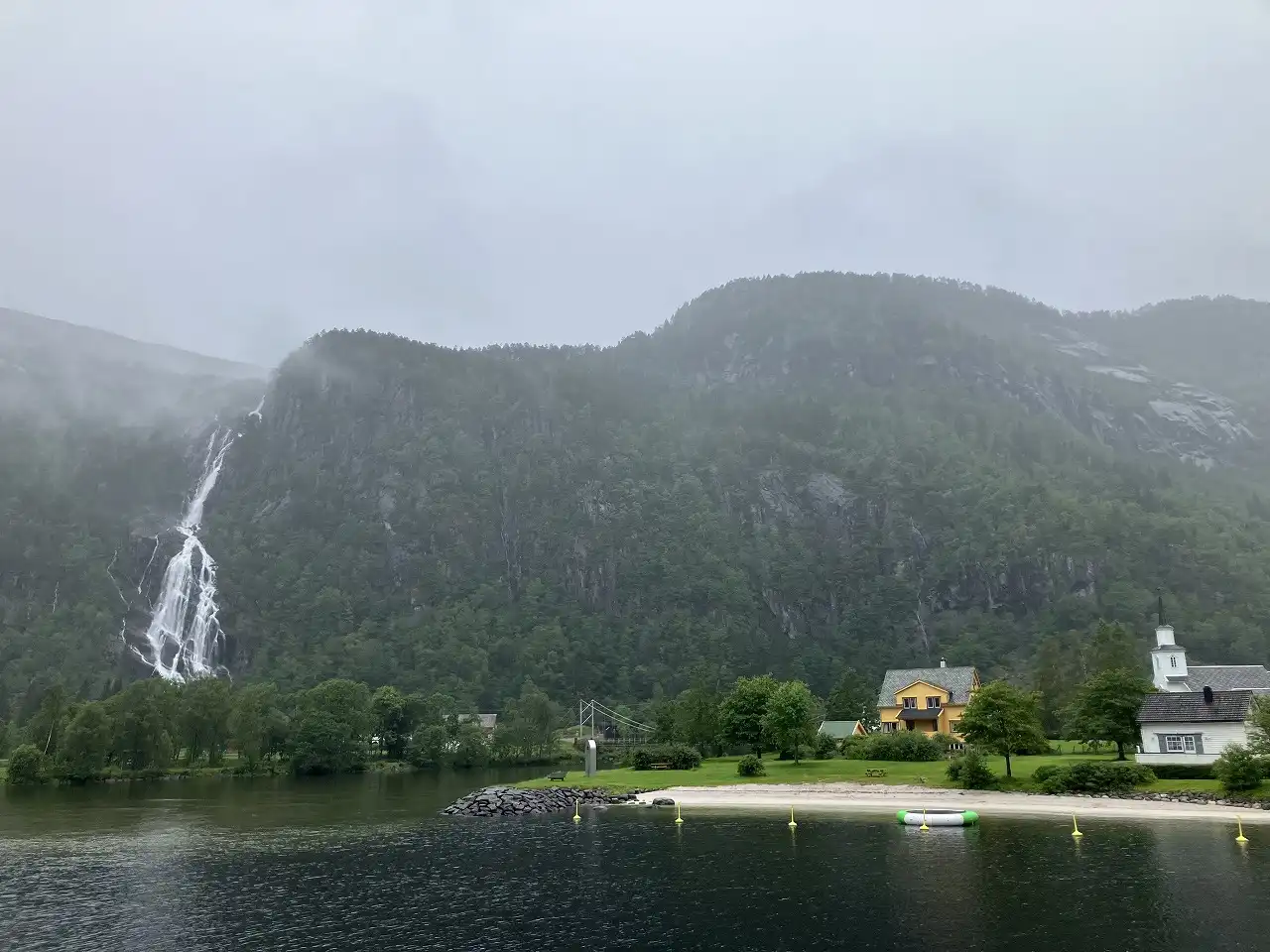 モストラウメンフィヨルド Mostraumenfjord