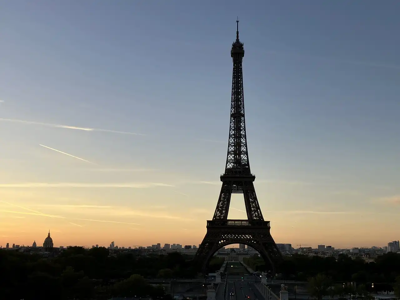 エッフェル塔 La tour Eiffel