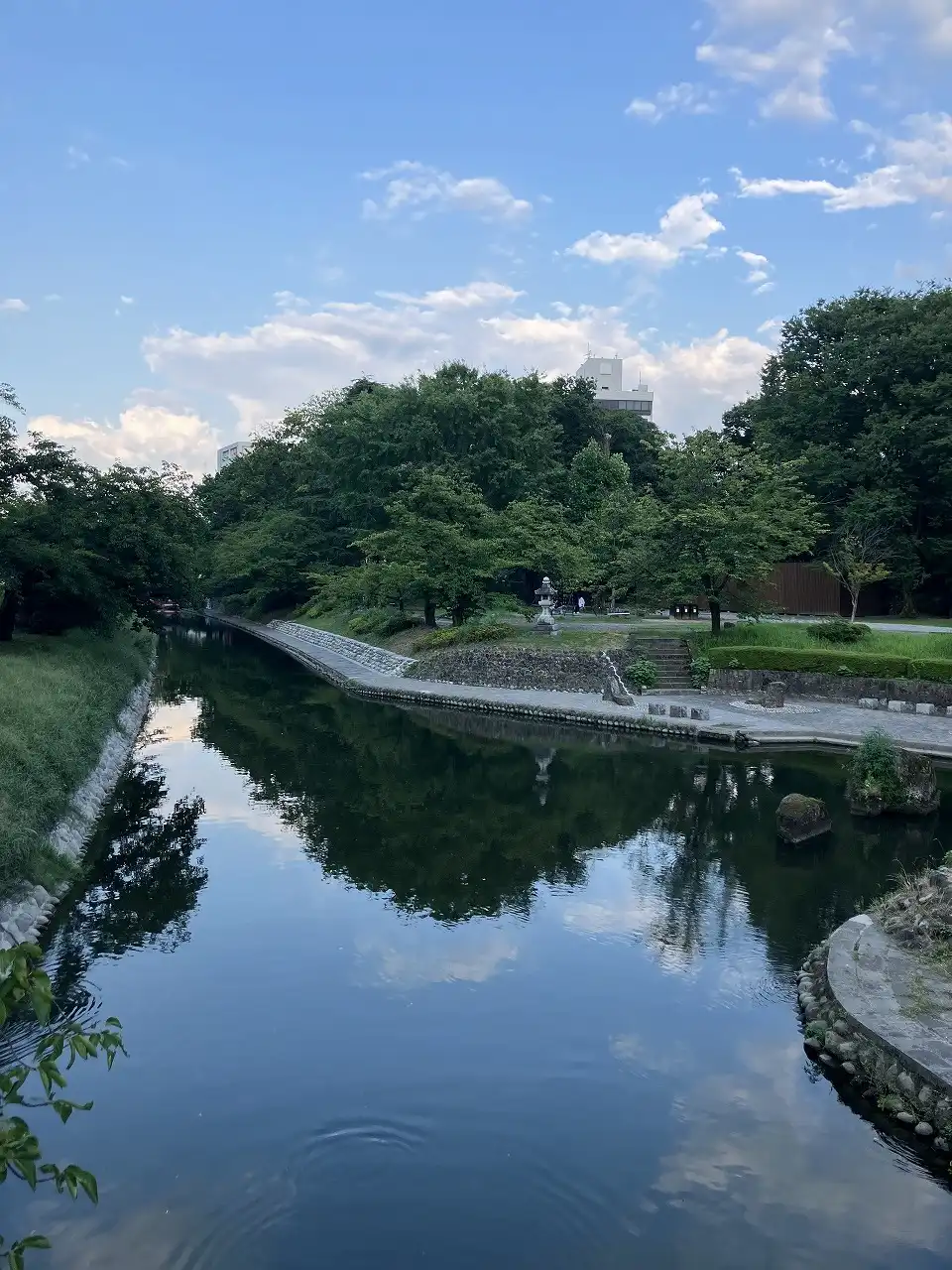 富山城址公園・松川